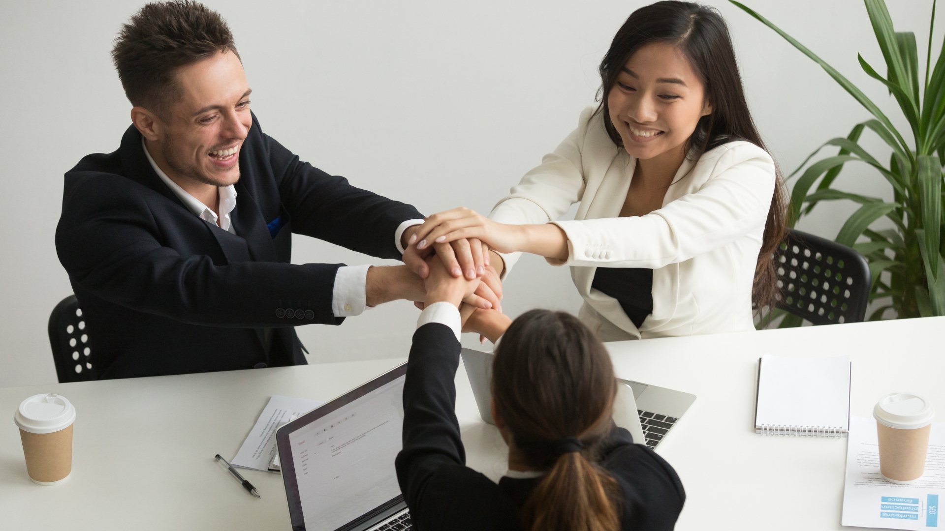 Beyond Paychecks: Unlocking Employees Engagement for a Thriving Workplace